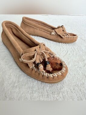 Minnetonka Tan Suede Fringe Moccasins with Feather & Bead Detail